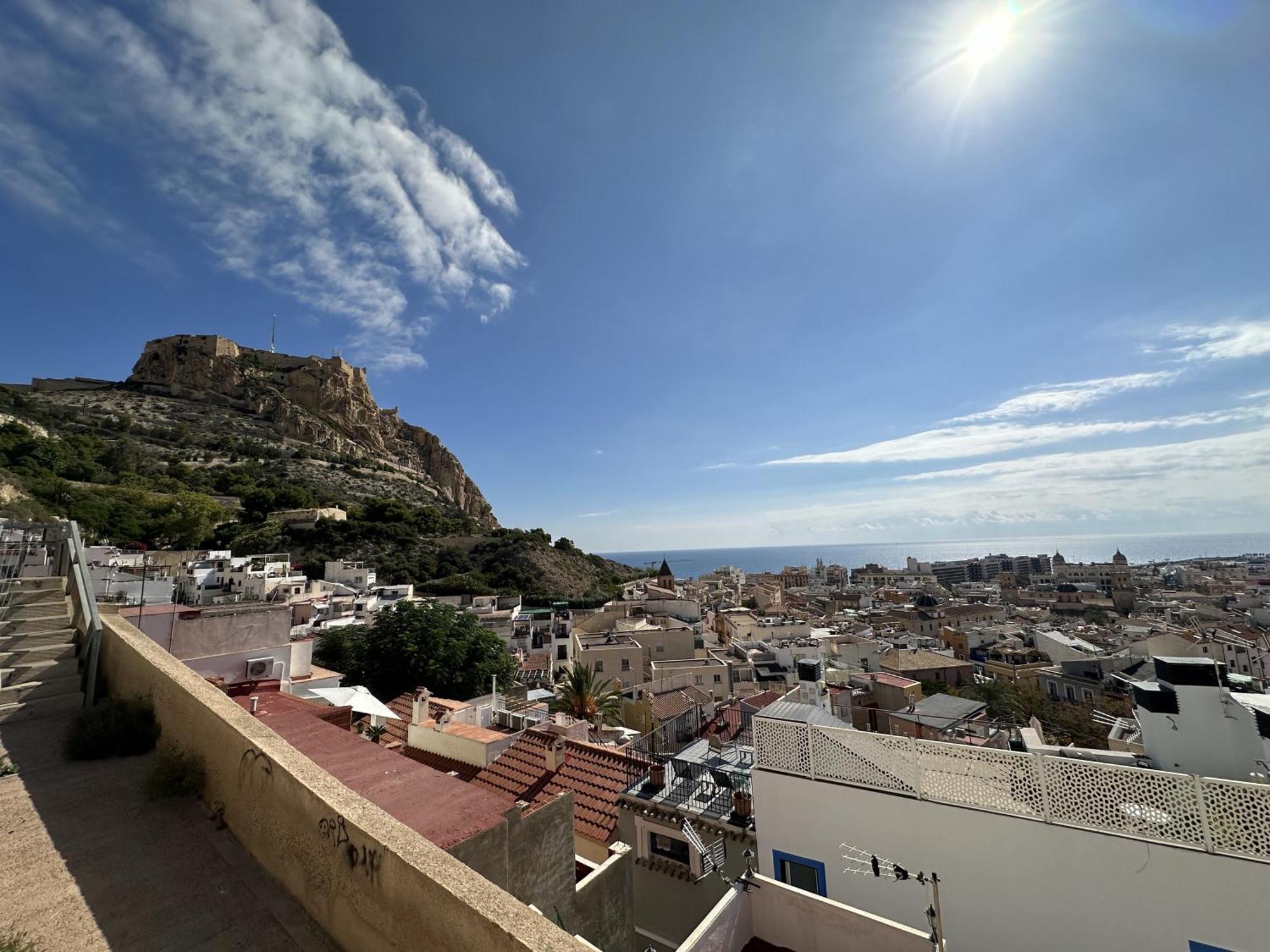 Alicante Beach And Center Exteriör bild